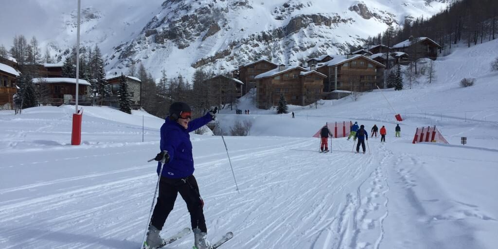 skiing with knee pain skiing with knee pain